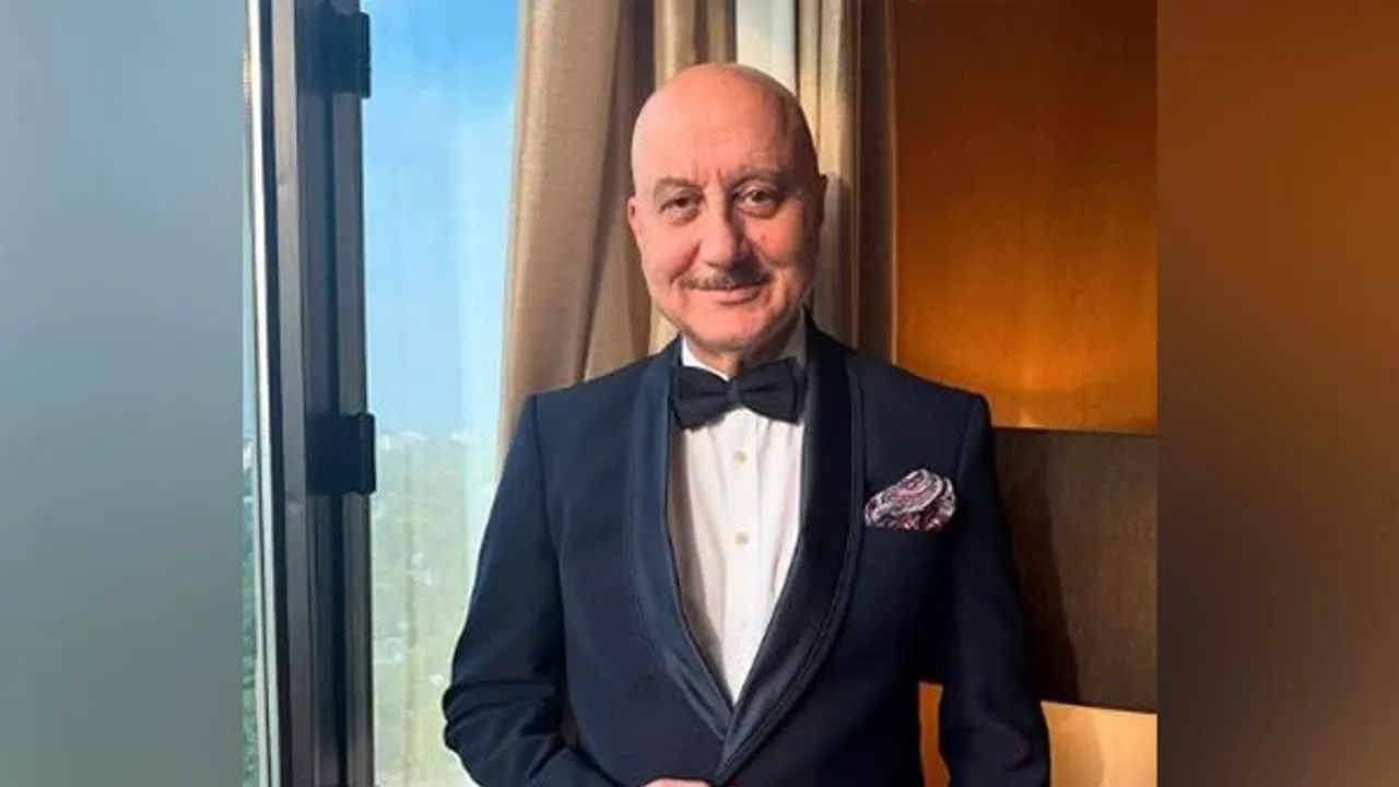 Anupam Kher Gallery