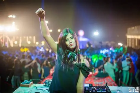 Rhea Dj Gallery