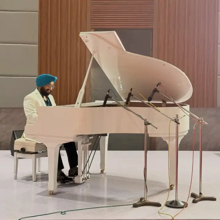 Pianist Sarabjeet Singh Gallery