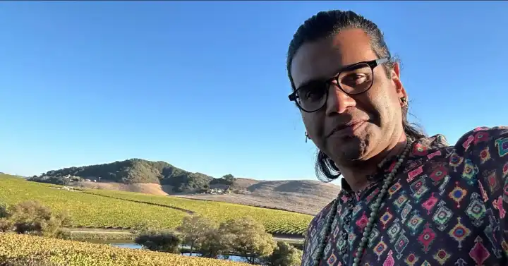 Ronobir Lahiri Gallery