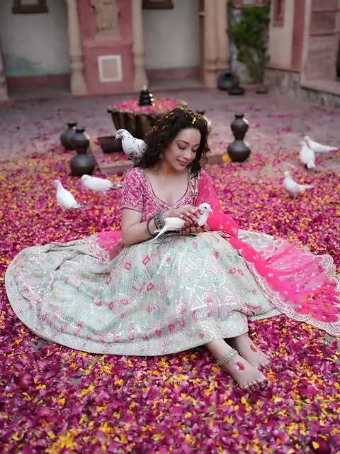 Vanitaa Pande Gallery