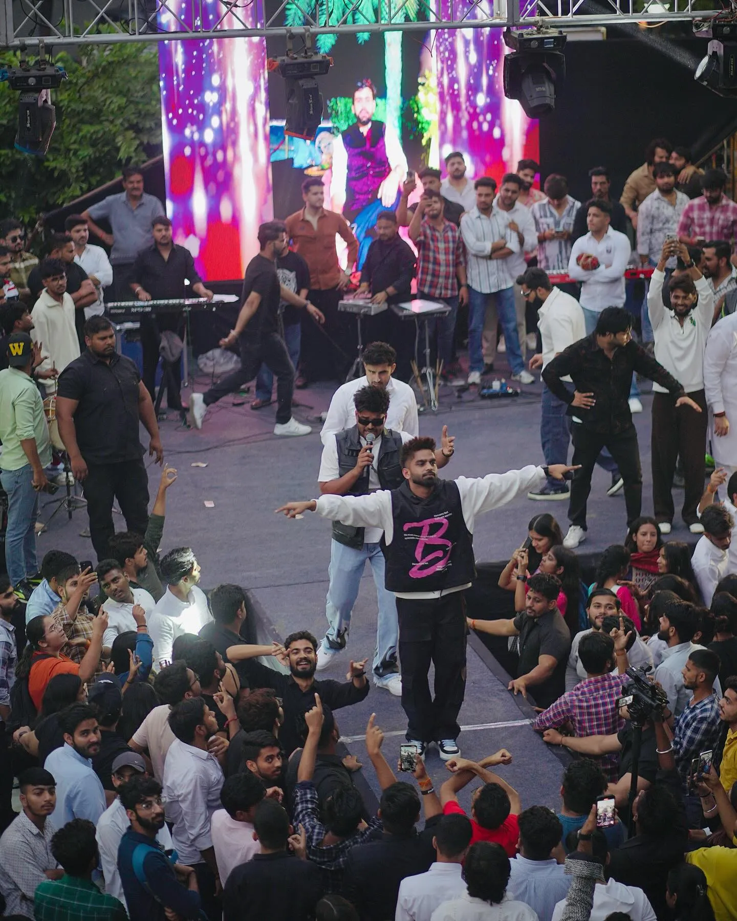 Billa Sonipat Ala Gallery